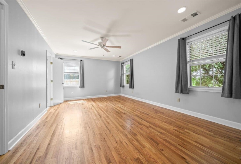 3808 OAKLEY AVE, Memphis, Tennessee 38111, 4 Bedrooms Bedrooms, 9 Rooms Rooms,2 BathroomsBathrooms,Residential,For Sale,OAKLEY,10223655