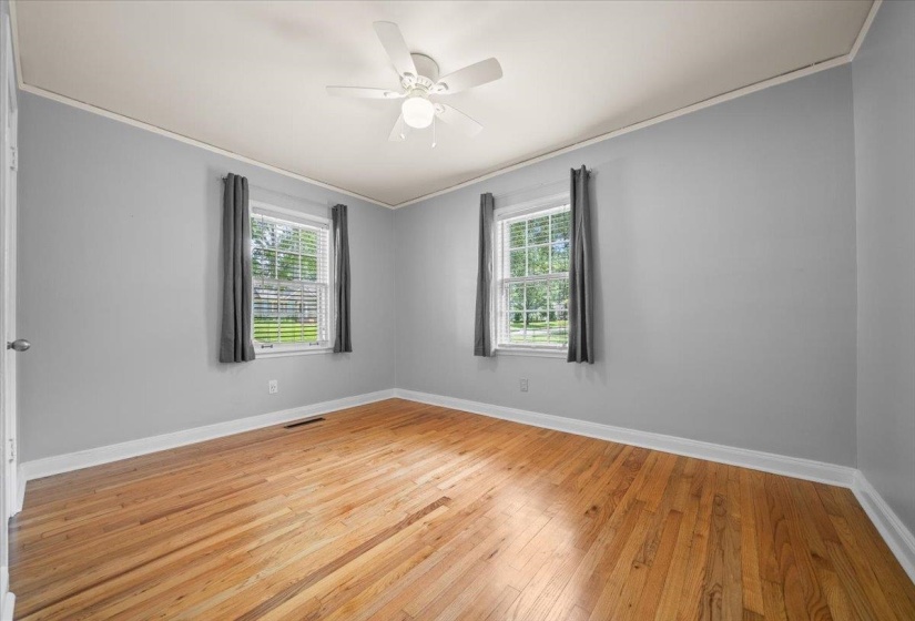3808 OAKLEY AVE, Memphis, Tennessee 38111, 4 Bedrooms Bedrooms, 9 Rooms Rooms,2 BathroomsBathrooms,Residential,For Sale,OAKLEY,10223655