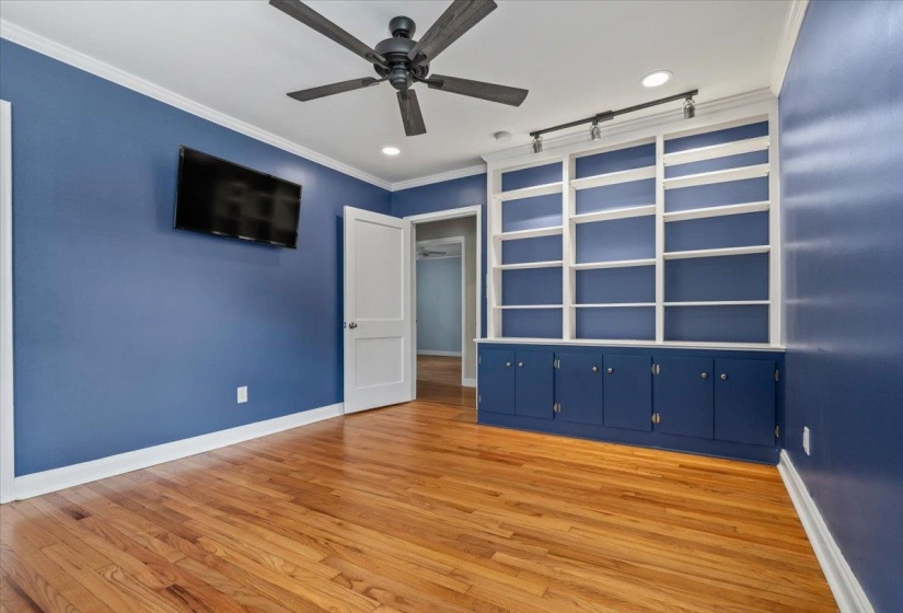 3808 OAKLEY AVE, Memphis, Tennessee 38111, 4 Bedrooms Bedrooms, 9 Rooms Rooms,2 BathroomsBathrooms,Residential,For Sale,OAKLEY,10223655