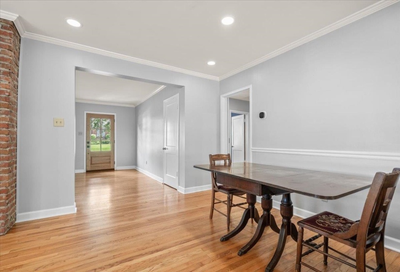 3808 OAKLEY AVE, Memphis, Tennessee 38111, 4 Bedrooms Bedrooms, 9 Rooms Rooms,2 BathroomsBathrooms,Residential,For Sale,OAKLEY,10223655