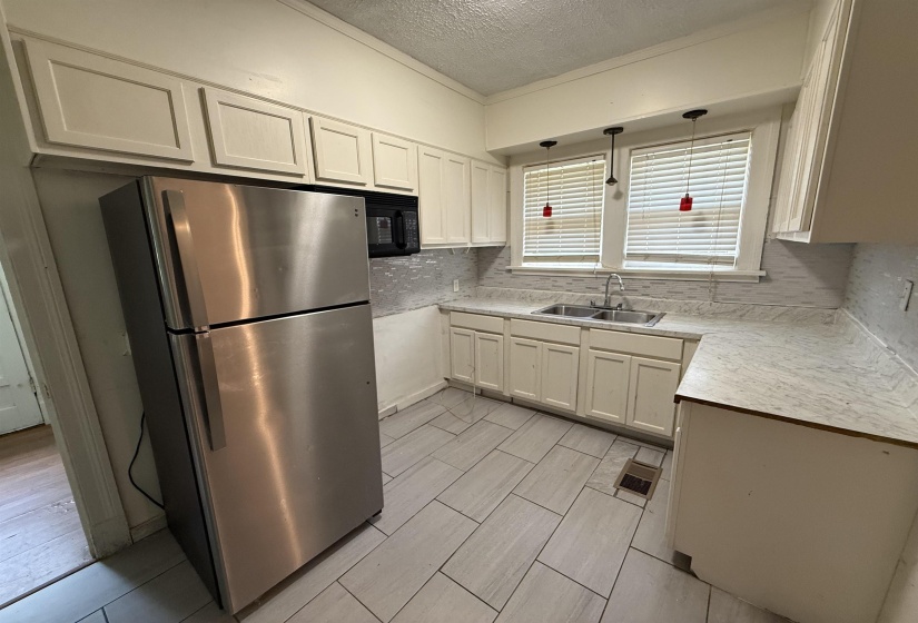 1486 VOLLINTINE AVE, Memphis, Tennessee 38107, 3 Bedrooms Bedrooms, 7 Rooms Rooms,1 BathroomBathrooms,Residential,For Sale,VOLLINTINE,10223657
