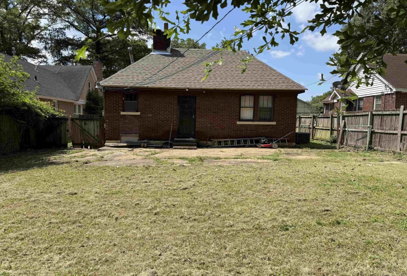 1486 VOLLINTINE AVE, Memphis, Tennessee 38107, 3 Bedrooms Bedrooms, 7 Rooms Rooms,1 BathroomBathrooms,Residential,For Sale,VOLLINTINE,10223657