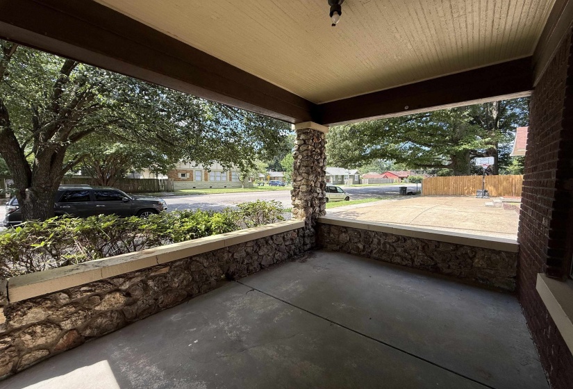 1486 VOLLINTINE AVE, Memphis, Tennessee 38107, 3 Bedrooms Bedrooms, 7 Rooms Rooms,1 BathroomBathrooms,Residential,For Sale,VOLLINTINE,10223657