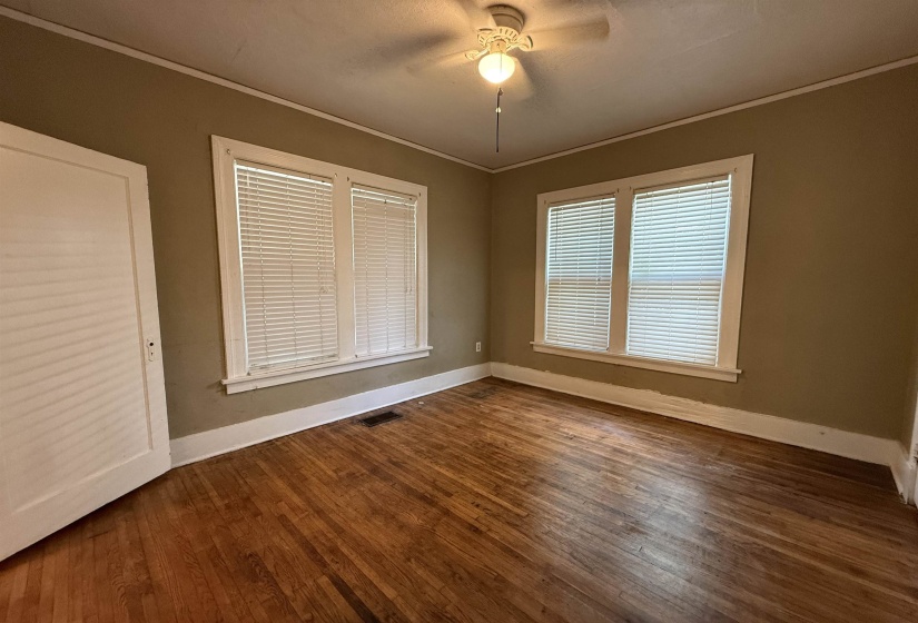 1486 VOLLINTINE AVE, Memphis, Tennessee 38107, 3 Bedrooms Bedrooms, 7 Rooms Rooms,1 BathroomBathrooms,Residential,For Sale,VOLLINTINE,10223657