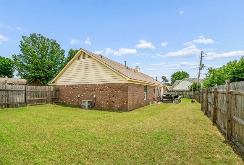 2597 APPLING GLEN DR, Memphis, Tennessee 38133, 3 Bedrooms Bedrooms, 5 Rooms Rooms,2 BathroomsBathrooms,Residential,For Sale,APPLING GLEN,10223660