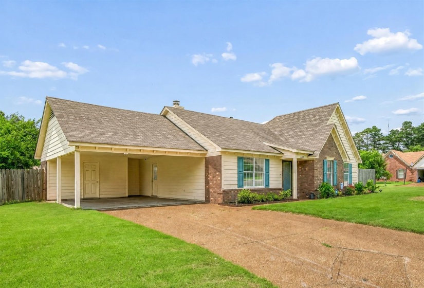 2597 APPLING GLEN DR, Memphis, Tennessee 38133, 3 Bedrooms Bedrooms, 5 Rooms Rooms,2 BathroomsBathrooms,Residential,For Sale,APPLING GLEN,10223660