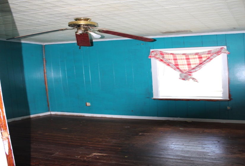 314 TIPTON ST, Tiptonville, Tennessee 38079, 3 Bedrooms Bedrooms, 7 Rooms Rooms,1 BathroomBathrooms,Residential,For Sale,TIPTON,10223663