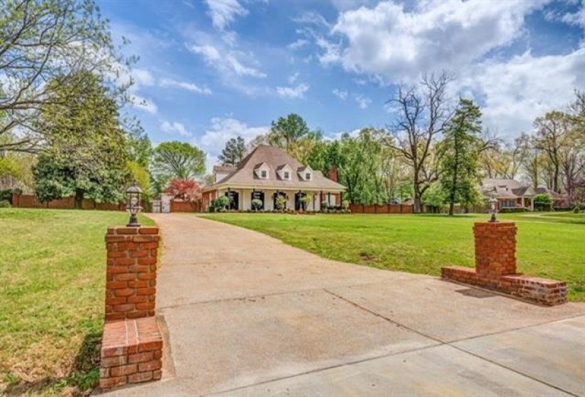 4314 GARNER PL, Bartlett, Tennessee 38135, 4 Bedrooms Bedrooms, 7 Rooms Rooms,3 BathroomsBathrooms,Residential,For Sale,GARNER,10223672