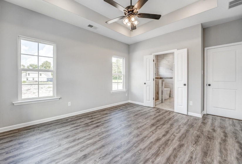 90 BLUE DR, Oakland, Tennessee 38060, 4 Bedrooms Bedrooms, 7 Rooms Rooms,3 BathroomsBathrooms,Residential,For Sale,BLUE,10223675