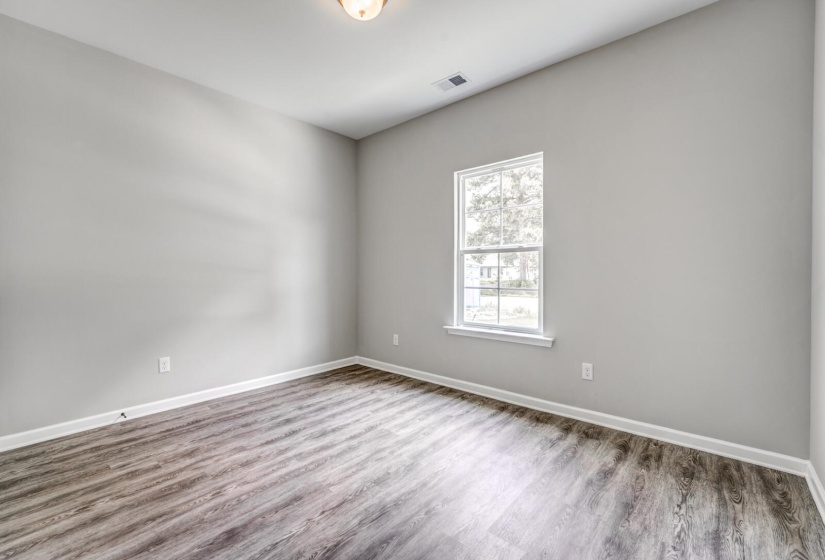 90 BLUE DR, Oakland, Tennessee 38060, 4 Bedrooms Bedrooms, 7 Rooms Rooms,3 BathroomsBathrooms,Residential,For Sale,BLUE,10223675