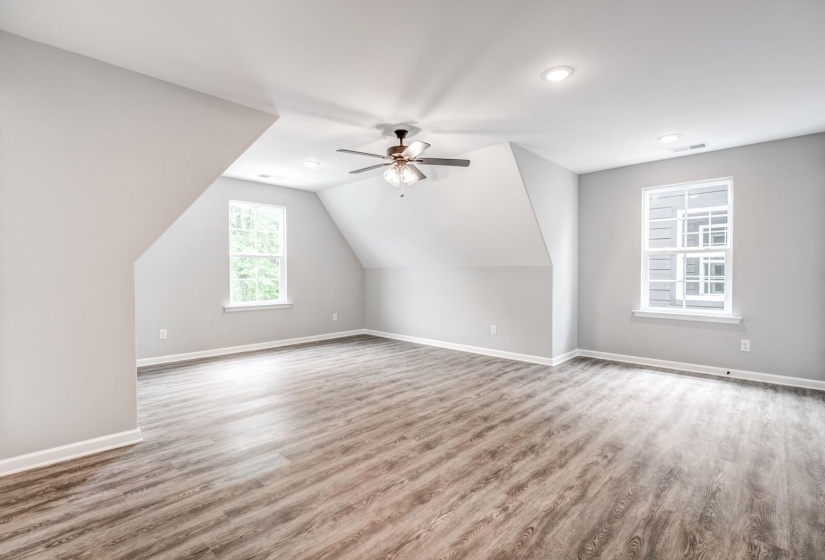 90 BLUE DR, Oakland, Tennessee 38060, 4 Bedrooms Bedrooms, 7 Rooms Rooms,3 BathroomsBathrooms,Residential,For Sale,BLUE,10223675