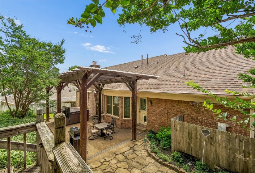 2309 HICKORY PATH DR, Cordova, Tennessee 38016, 3 Bedrooms Bedrooms, 7 Rooms Rooms,2.1 BathroomsBathrooms,Residential,For Sale,HICKORY PATH,10223676