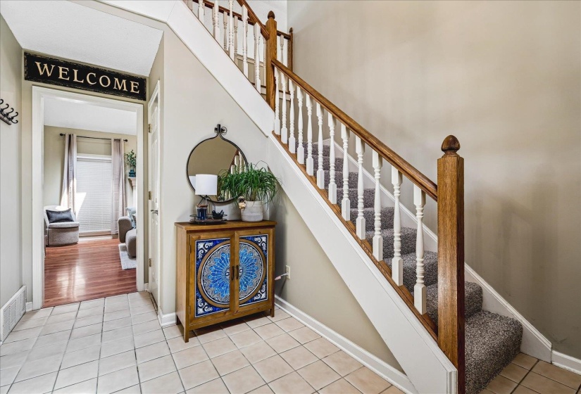 2309 HICKORY PATH DR, Cordova, Tennessee 38016, 3 Bedrooms Bedrooms, 7 Rooms Rooms,2.1 BathroomsBathrooms,Residential,For Sale,HICKORY PATH,10223676