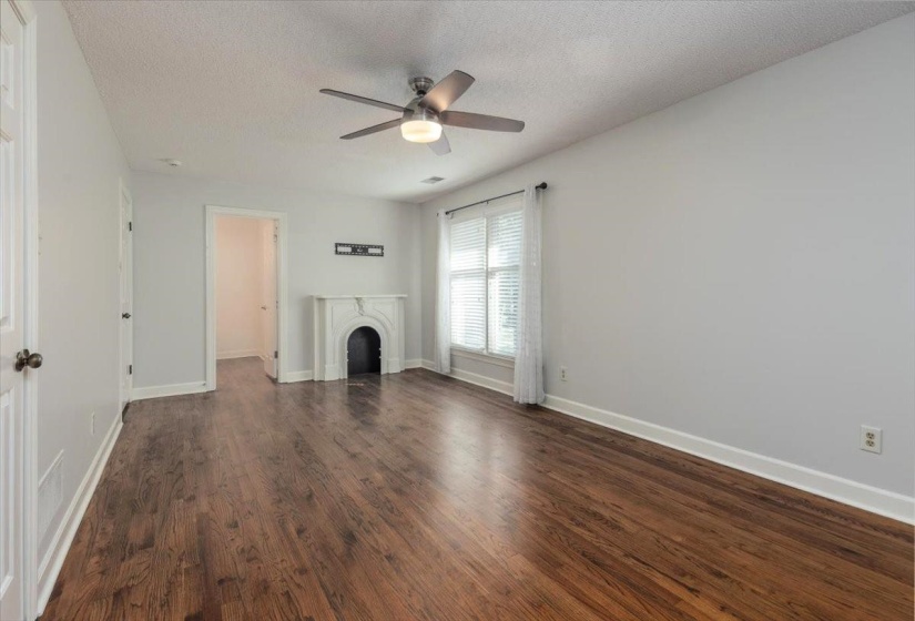 2608 HOLLY SPRING DR, Germantown, Tennessee 38138, 5 Bedroom Bedrooms, 10 Room Rooms,4.1 BathroomBathrooms,Residential,For Sale,HOLLY SPRING,0,10223679