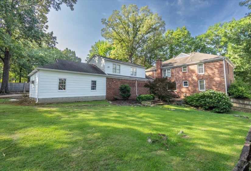 2608 HOLLY SPRING DR, Germantown, Tennessee 38138, 5 Bedroom Bedrooms, 10 Room Rooms,4.1 BathroomBathrooms,Residential,For Sale,HOLLY SPRING,0,10223679