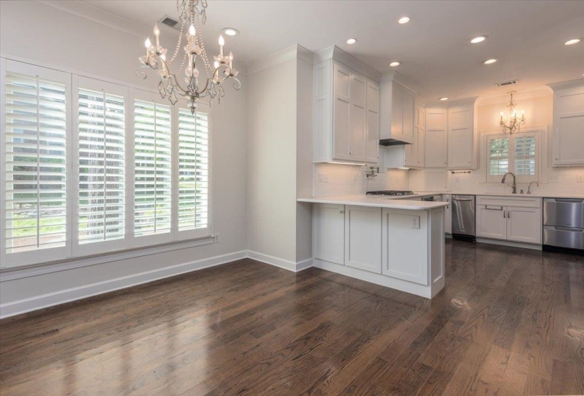 2608 HOLLY SPRING DR, Germantown, Tennessee 38138, 5 Bedroom Bedrooms, 10 Room Rooms,4.1 BathroomBathrooms,Residential,For Sale,HOLLY SPRING,0,10223679