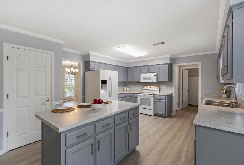 10552 EIDER CV, Collierville, Tennessee 38017, 4 Bedrooms Bedrooms, 7 Rooms Rooms,2.1 BathroomsBathrooms,Residential,For Sale,EIDER,10223685