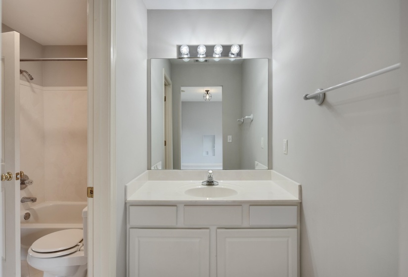 2004 HOUSTON WAY, Collierville, Tennessee 38139, 4 Bedrooms Bedrooms, 11 Rooms Rooms,3.1 BathroomsBathrooms,Residential,For Sale,HOUSTON,10223686