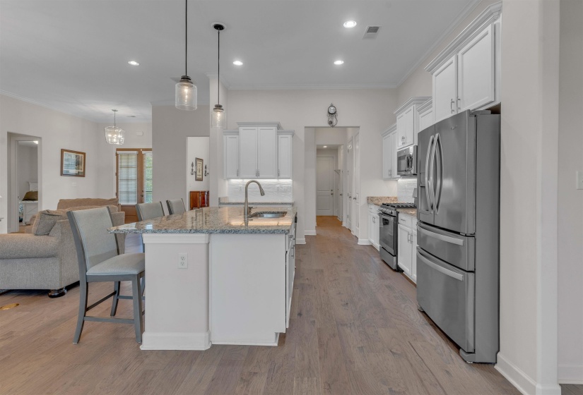 10511 LAWRENCEBURG LN, Lakeland, Tennessee 38002, 4 Bedrooms Bedrooms, 9 Rooms Rooms,3.1 BathroomsBathrooms,Residential,For Sale,LAWRENCEBURG,10223689