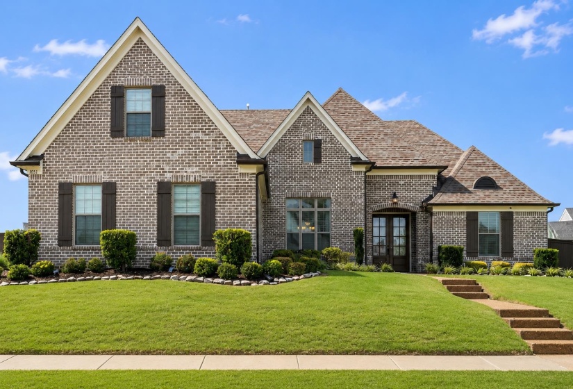 10511 LAWRENCEBURG LN, Lakeland, Tennessee 38002, 4 Bedrooms Bedrooms, 9 Rooms Rooms,3.1 BathroomsBathrooms,Residential,For Sale,LAWRENCEBURG,10223689