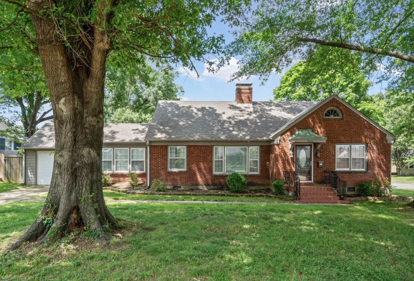 3456 WALNUT GROVE RD, Memphis, Tennessee 38111, 3 Bedrooms Bedrooms, 7 Rooms Rooms,2 BathroomsBathrooms,Residential,For Sale,WALNUT GROVE,10223691