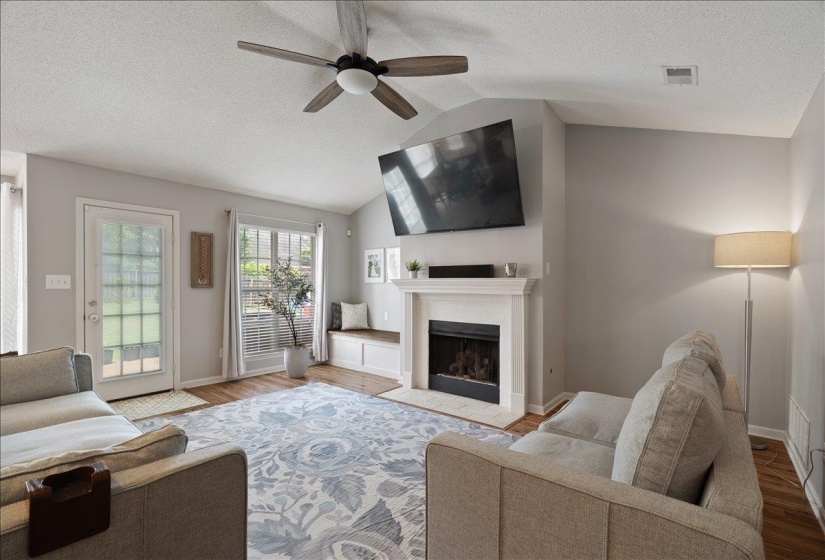 11660 MAHOGANY DR, Arlington, Tennessee 38002, 4 Bedrooms Bedrooms, 8 Rooms Rooms,2.1 BathroomsBathrooms,Residential,For Sale,MAHOGANY,10223694