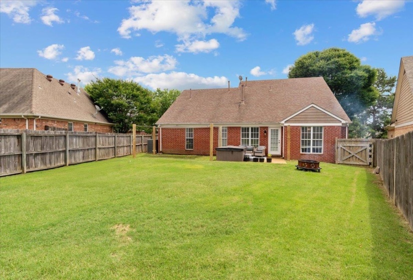 11660 MAHOGANY DR, Arlington, Tennessee 38002, 4 Bedrooms Bedrooms, 8 Rooms Rooms,2.1 BathroomsBathrooms,Residential,For Sale,MAHOGANY,10223694