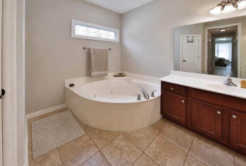 5519 CHAPEL MEADOW CV, Arlington, Tennessee 38002, 4 Bedrooms Bedrooms, 9 Rooms Rooms,3 BathroomsBathrooms,Residential,For Sale,CHAPEL MEADOW,10223696