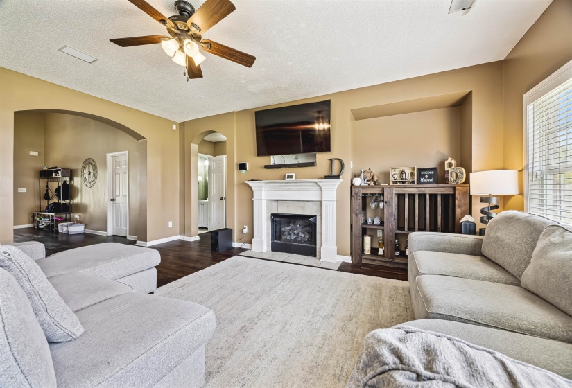 5032 WILL FALL RD, Bartlett, Tennessee 38002, 5 Bedrooms Bedrooms, 10 Rooms Rooms,3.1 BathroomsBathrooms,Residential,For Sale,WILL FALL,10223697
