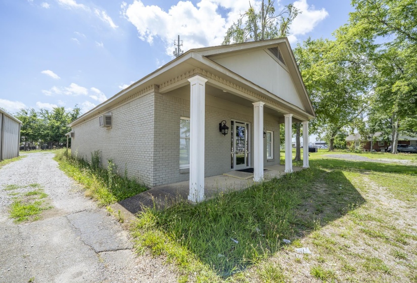 445 FLORENCE RD, Savannah, Tennessee 38372, 0 , 0 ,0,Commercial/industrial,For Sale,FLORENCE,0,10223741