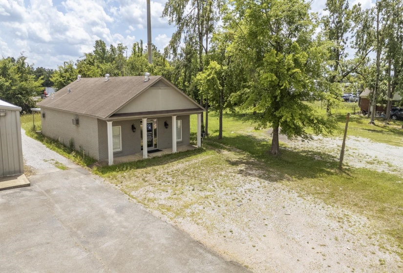 445 FLORENCE RD, Savannah, Tennessee 38372, 0 , 0 ,0,Commercial/industrial,For Sale,FLORENCE,0,10223741