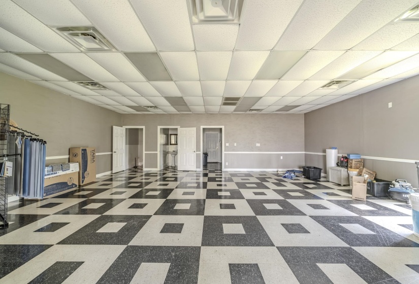 445 FLORENCE RD, Savannah, Tennessee 38372, 0 , 0 ,0,Commercial/industrial,For Sale,FLORENCE,0,10223741