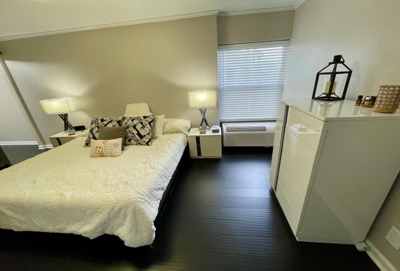 232 HIGHLAND ST, Memphis, Tennessee 38111, 1 Bedroom Bedrooms, 3 Room Rooms,1 BathroomBathrooms,Residential,For Sale,HIGHLAND,0,10223711