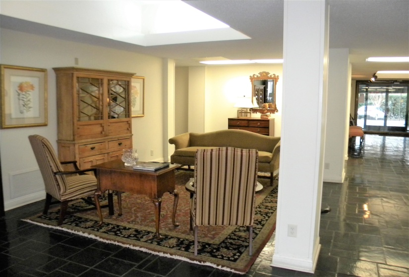 232 HIGHLAND ST, Memphis, Tennessee 38111, 1 Bedroom Bedrooms, 3 Room Rooms,1 BathroomBathrooms,Residential,For Sale,HIGHLAND,0,10223711