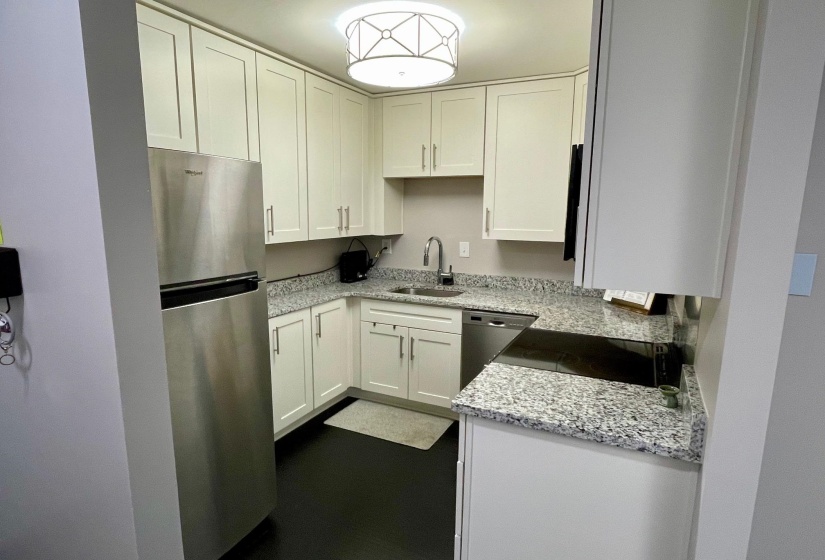 232 HIGHLAND ST, Memphis, Tennessee 38111, 1 Bedroom Bedrooms, 3 Room Rooms,1 BathroomBathrooms,Residential,For Sale,HIGHLAND,0,10223711