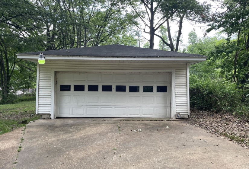 2919 BEDE ST, Memphis, Tennessee 38128, 3 Bedrooms Bedrooms, 6 Rooms Rooms,1 BathroomBathrooms,Residential,For Sale,BEDE,10223719