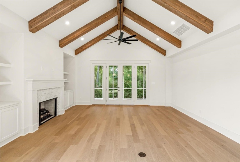 275 MOSSBERRY LN, Collierville, Tennessee 38017, 3 Bedroom Bedrooms, 10 Room Rooms,3.1 BathroomBathrooms,Residential,For Sale,MOSSBERRY,0,10223720