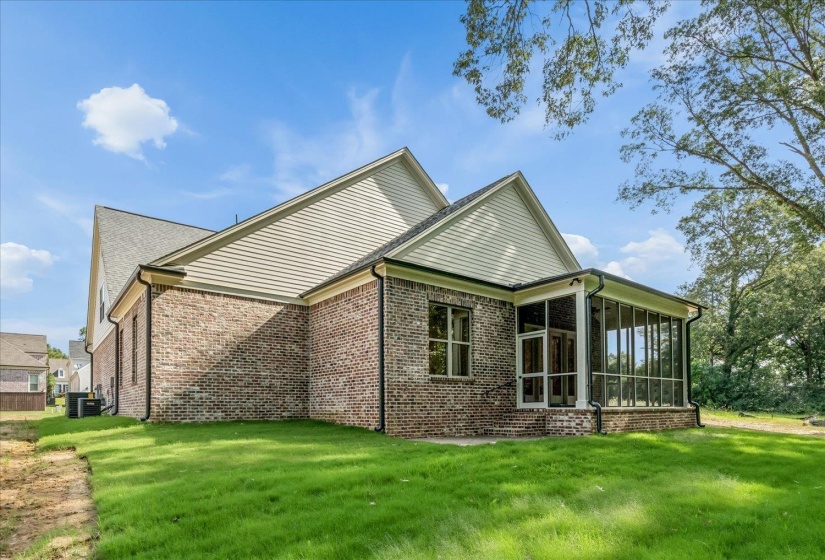 275 MOSSBERRY LN, Collierville, Tennessee 38017, 3 Bedroom Bedrooms, 10 Room Rooms,3.1 BathroomBathrooms,Residential,For Sale,MOSSBERRY,0,10223720