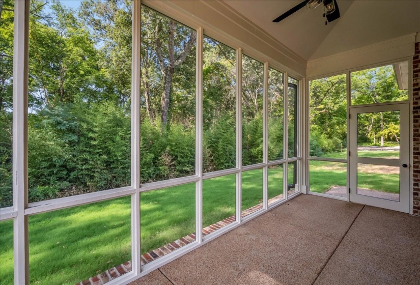 275 MOSSBERRY LN, Collierville, Tennessee 38017, 3 Bedroom Bedrooms, 10 Room Rooms,3.1 BathroomBathrooms,Residential,For Sale,MOSSBERRY,0,10223720