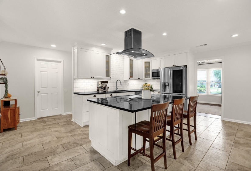 681 WHITTENBURG DR, Collierville, Tennessee 38017, 4 Bedroom Bedrooms, 8 Room Rooms,2.1 BathroomBathrooms,Residential,For Sale,WHITTENBURG,0,10223722