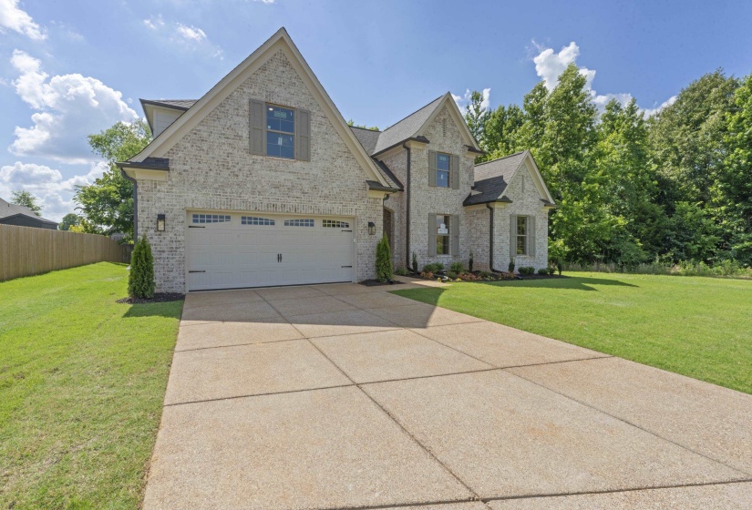 155 MISTY MEADOW LN, Oakland, Tennessee 38060, 5 Bedroom Bedrooms, 9 Room Rooms,3 BathroomBathrooms,Residential,For Sale,MISTY MEADOW,0,10223732