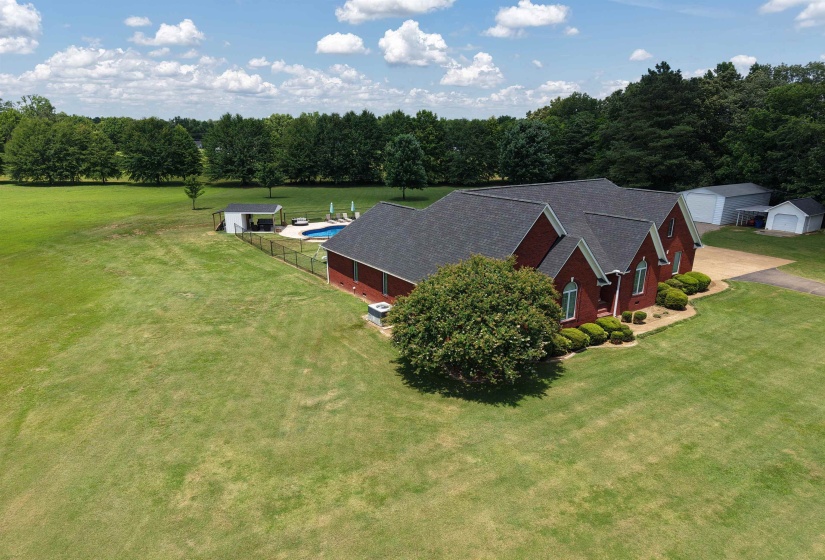 1550 BLANTON RD, Adamsville, Tennessee 38310-5000, 3 Bedrooms Bedrooms, 12 Rooms Rooms,2.1 BathroomsBathrooms,Residential,For Sale,BLANTON,10223753