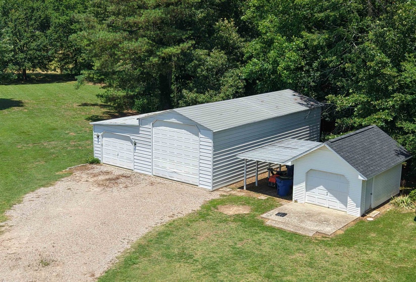 1550 BLANTON RD, Adamsville, Tennessee 38310-5000, 3 Bedrooms Bedrooms, 12 Rooms Rooms,2.1 BathroomsBathrooms,Residential,For Sale,BLANTON,10223753