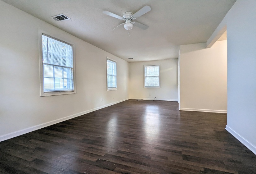 3151 KINGSTON ST, Memphis, Tennessee 38127, 2 Bedrooms Bedrooms, 5 Rooms Rooms,1 BathroomBathrooms,Rental Properties,For Sale,KINGSTON,10223802