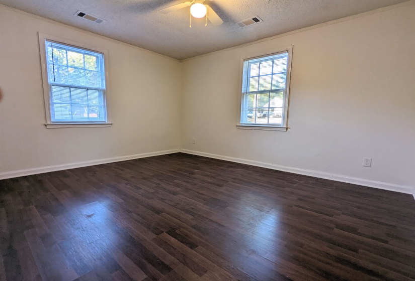 3151 KINGSTON ST, Memphis, Tennessee 38127, 2 Bedrooms Bedrooms, 5 Rooms Rooms,1 BathroomBathrooms,Rental Properties,For Sale,KINGSTON,10223802