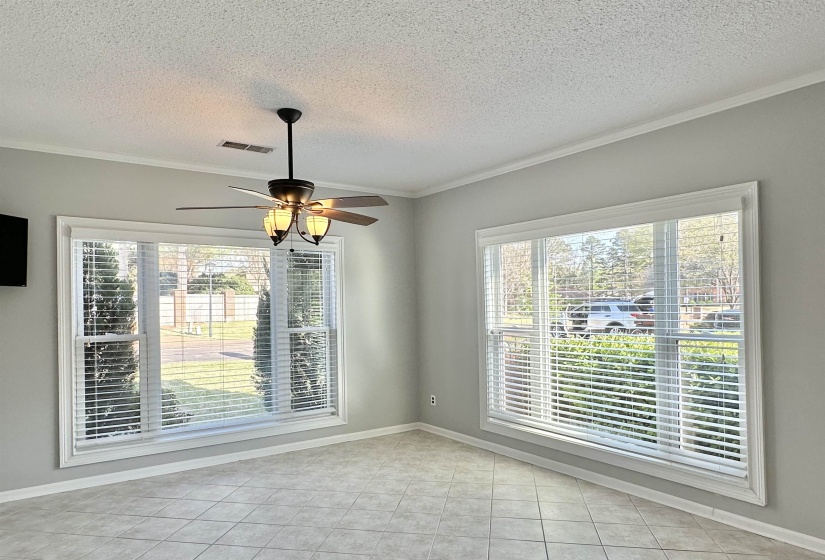 2247 OTTERBURN LN, Germantown, Tennessee 38139, 4 Bedrooms Bedrooms, 11 Rooms Rooms,3.2 BathroomsBathrooms,Residential,For Sale,OTTERBURN,10218139