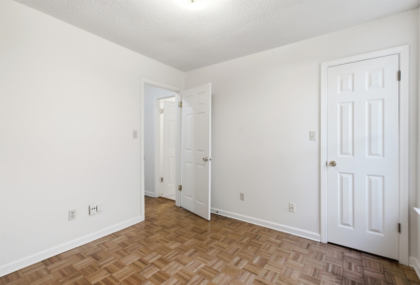 817 PECAN GARDENS CIR, Memphis, Tennessee 38122, 3 Bedrooms Bedrooms, 6 Rooms Rooms,2 BathroomsBathrooms,Residential,For Sale,PECAN GARDENS,10223296