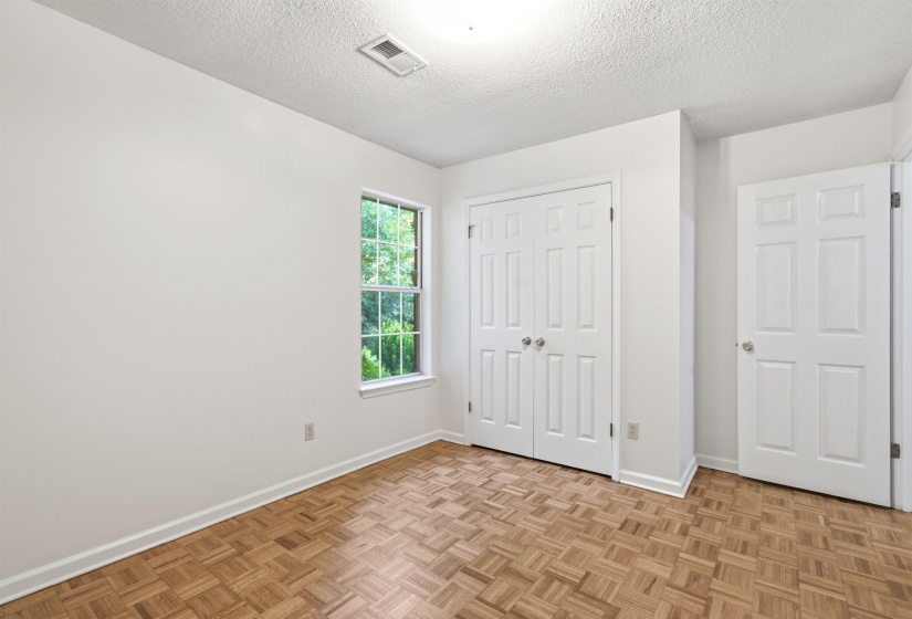 817 PECAN GARDENS CIR, Memphis, Tennessee 38122, 3 Bedrooms Bedrooms, 6 Rooms Rooms,2 BathroomsBathrooms,Residential,For Sale,PECAN GARDENS,10223296