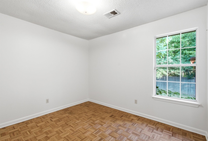 817 PECAN GARDENS CIR, Memphis, Tennessee 38122, 3 Bedrooms Bedrooms, 6 Rooms Rooms,2 BathroomsBathrooms,Residential,For Sale,PECAN GARDENS,10223296