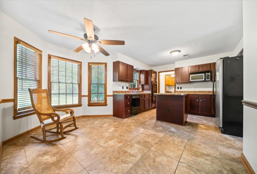 8861 BRIARWOOD CV, Memphis, Tennessee 38018, 4 Bedrooms Bedrooms, 7 Rooms Rooms,2.1 BathroomsBathrooms,Residential,For Sale,BRIARWOOD,10223756